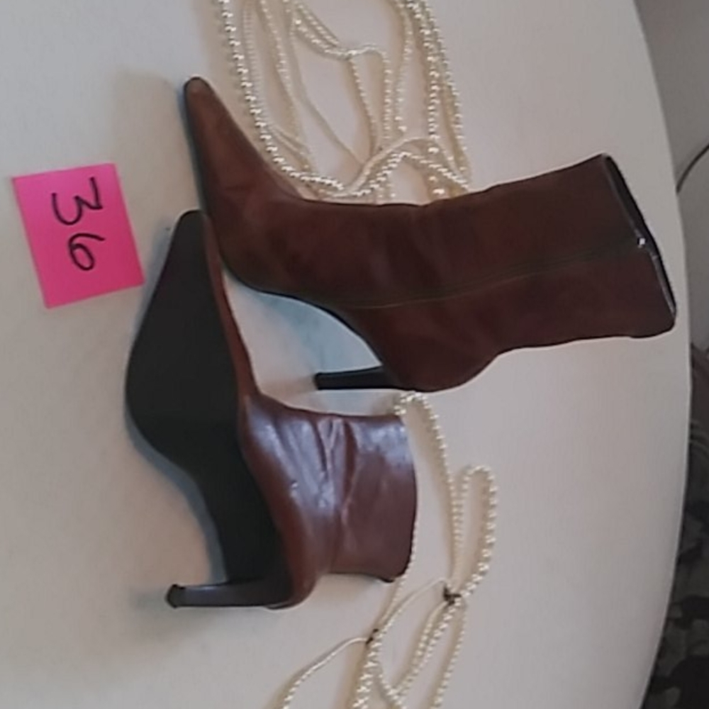 Boots - Picture 3 of 3